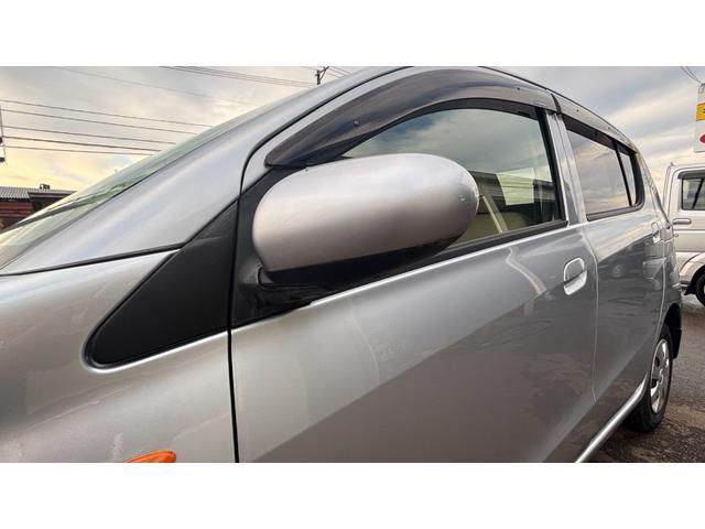 プレオ Ｆ　検８年６月　　５速マニュアル　パワーステアリング　４ＷＤ　キーレスエントリー　運転席エアバッグ　ＣＤ（35枚目）