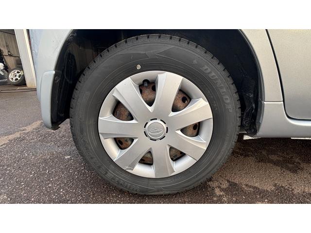 プレオ Ｆ　検８年６月　　５速マニュアル　パワーステアリング　４ＷＤ　キーレスエントリー　運転席エアバッグ　ＣＤ（45枚目）