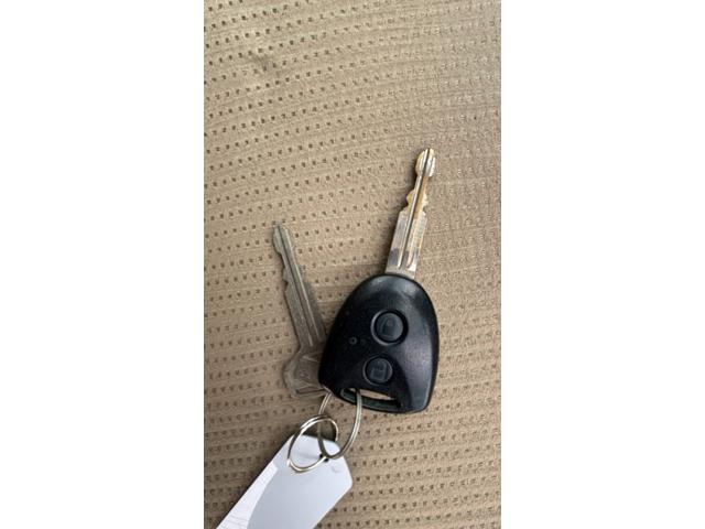 プレオ Ｆ　検８年６月　　５速マニュアル　パワーステアリング　４ＷＤ　キーレスエントリー　運転席エアバッグ　ＣＤ（48枚目）