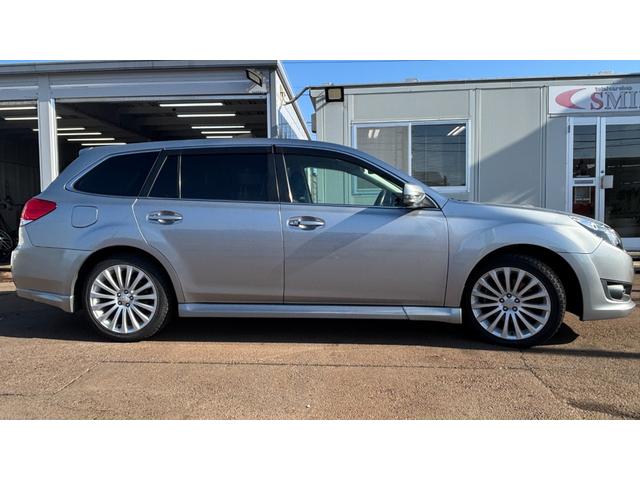 レガシィツーリングワゴン ２．５ＧＴ　Ｓパッケージ　車検整備２年付き　地デジＴＶ　Ｐシート　盗難防止装置　キーレス　スマートキー　ＡＷＤ　Ａエアコン　パワーウインドウ　ＨＤＤナビ　ナビＴＶ　ＥＴＣ　ターボ車　電動格納ミラー　衝突安全ボディ　ＤＶＤ再生（4枚目）