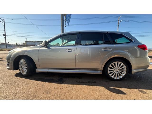 レガシィツーリングワゴン ２．５ＧＴ　Ｓパッケージ　車検整備２年付き　地デジＴＶ　Ｐシート　盗難防止装置　キーレス　スマートキー　ＡＷＤ　Ａエアコン　パワーウインドウ　ＨＤＤナビ　ナビＴＶ　ＥＴＣ　ターボ車　電動格納ミラー　衝突安全ボディ　ＤＶＤ再生（8枚目）