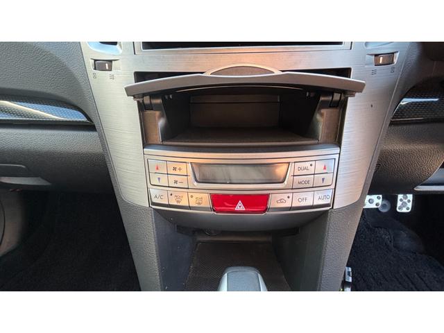 レガシィツーリングワゴン ２．５ＧＴ　Ｓパッケージ　車検整備２年付き　地デジＴＶ　Ｐシート　盗難防止装置　キーレス　スマートキー　ＡＷＤ　Ａエアコン　パワーウインドウ　ＨＤＤナビ　ナビＴＶ　ＥＴＣ　ターボ車　電動格納ミラー　衝突安全ボディ　ＤＶＤ再生（14枚目）