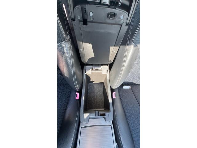 レガシィツーリングワゴン ２．５ＧＴ　Ｓパッケージ　車検整備２年付き　地デジＴＶ　Ｐシート　盗難防止装置　キーレス　スマートキー　ＡＷＤ　Ａエアコン　パワーウインドウ　ＨＤＤナビ　ナビＴＶ　ＥＴＣ　ターボ車　電動格納ミラー　衝突安全ボディ　ＤＶＤ再生（20枚目）