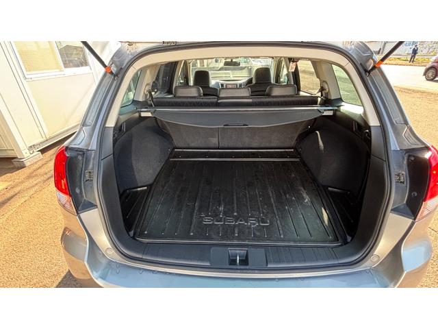 レガシィツーリングワゴン ２．５ＧＴ　Ｓパッケージ　車検整備２年付き　地デジＴＶ　Ｐシート　盗難防止装置　キーレス　スマートキー　ＡＷＤ　Ａエアコン　パワーウインドウ　ＨＤＤナビ　ナビＴＶ　ＥＴＣ　ターボ車　電動格納ミラー　衝突安全ボディ　ＤＶＤ再生（25枚目）