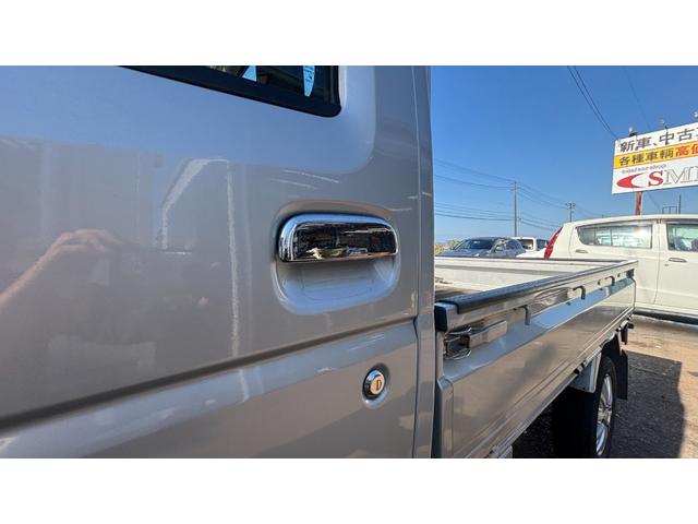 NT100クリッパートラック GX 検8年5月 切替4WD デフロック Lギア パワーウインド キーレスエントリー ナビテレビ AC パワーステアリング エアバッグ ABS 助手席エアバック(15枚目)