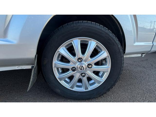 NT100クリッパートラック GX 検8年5月 切替4WD デフロック Lギア パワーウインド キーレスエントリー ナビテレビ AC パワーステアリング エアバッグ ABS 助手席エアバック(21枚目)