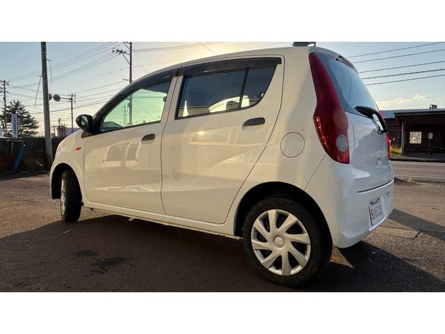 ミラ Ｘスペシャル　車検整備２年付き　５速ＭＴ　リモコンキー　ＷＳＲＳ　セキュリティアラーム　寒冷地仕様車　パワーウインドウ　エアバック　フルタイム４ＷＤ　マニュアルエアコン　ＡＢＳ　パワステ　衝突安全ボディ（7枚目）