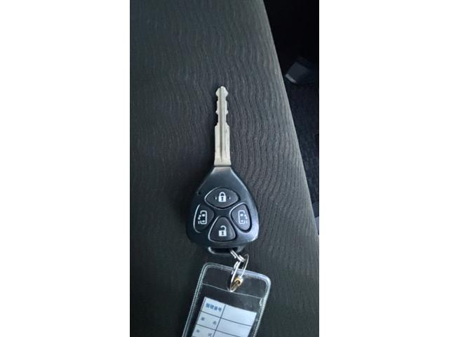 ヴォクシー Ｘ　車検整備２年付　冷温子　フルセグ　フルタイム４ＷＤ　ＤＶＤ再生　ナビＴＶ　オートエアコン　Ｂカメラ　整備２年付　冷温子　フルセグ　フルタイム４ＷＤ　ＤＶＤ再生　ナビＴＶ　オートエアコン　Ｂカメラ（47枚目）