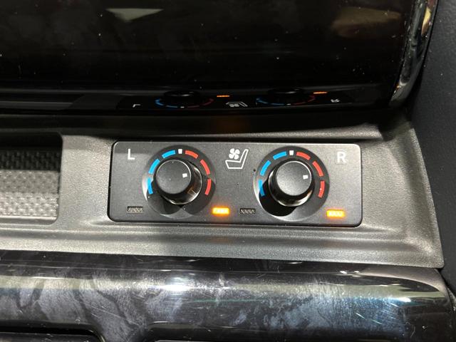 2.5S Cパッケージ ツインムーンルーフ フリップダウンモニター 両側電動スライド JBLサウンド付ディスプレイオーディオ パノラミックビューモニター レーダークルーズ 黒革シート 100V電源 純正18インチアルミ(7枚目)