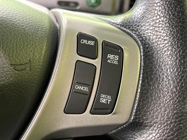 ジャストセレクション 電動スライドドア 禁煙車 純正ナビ バックカメラ ETC HIDヘッドライト スマーキー ドライブレコーダー 6人乗り 革巻きステアリング DVD再生 盗難防止システム プライバシーガラス(8枚目)