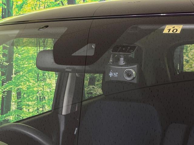 M 4WD レーンアシスト Bluetooth再生 ETC シートヒーター SDナビ バックカメラ LEDヘッド オートマチックハイビーム ドラレコ ステアリングスイッチ 盗難防止装置 プライバシーガラス(3枚目)