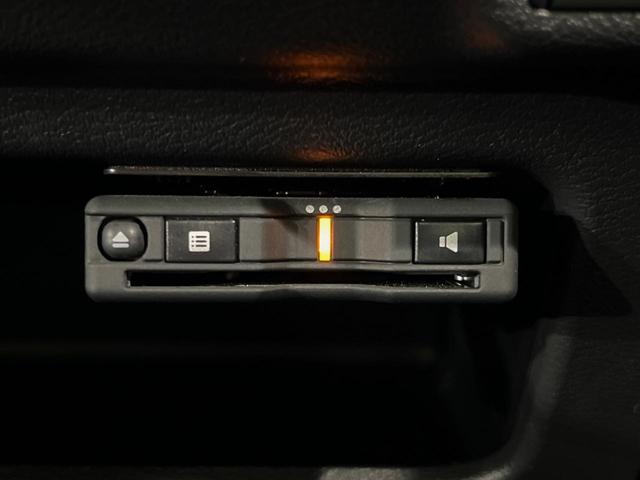M 4WD レーンアシスト Bluetooth再生 ETC シートヒーター SDナビ バックカメラ LEDヘッド オートマチックハイビーム ドラレコ ステアリングスイッチ 盗難防止装置 プライバシーガラス(8枚目)