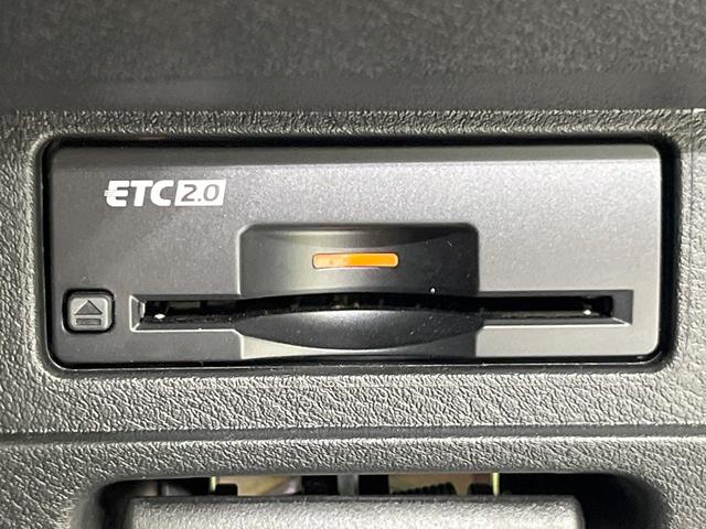 オーラ Ｇ　レザーエディション　純正９型ナビ　全周囲カメラ　ＢＯＳＥサウンド　衝突被害軽減システム　プロパイロット　禁煙車　合皮シート　ドラレコ　コーナーセンサー　スマートキー　ＬＥＤヘッド　ビルトインＥＴＣ　純正１７インチアルミ（7枚目）
