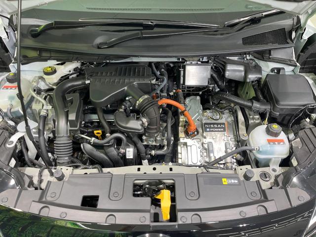 オーラ Ｇ　レザーエディション　純正９型ナビ　全周囲カメラ　ＢＯＳＥサウンド　衝突被害軽減システム　プロパイロット　禁煙車　合皮シート　ドラレコ　コーナーセンサー　スマートキー　ＬＥＤヘッド　ビルトインＥＴＣ　純正１７インチアルミ（19枚目）
