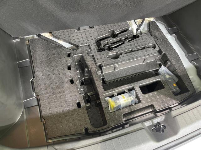 オーラ Ｇ　レザーエディション　純正９型ナビ　全周囲カメラ　ＢＯＳＥサウンド　衝突被害軽減システム　プロパイロット　禁煙車　合皮シート　ドラレコ　コーナーセンサー　スマートキー　ＬＥＤヘッド　ビルトインＥＴＣ　純正１７インチアルミ（35枚目）