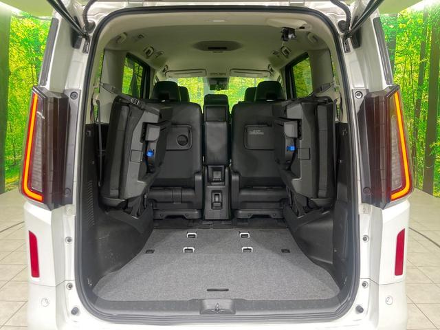 セレナ ハイウェイスターＶ　４ＷＤ　１２．３インチ純正ナビ　両側電動スライドドア　全周囲カメラ　衝突被害軽減システム　４ＷＤ　１２．３インチ純正ナビ　両側電動スライドドア　全周囲カメラ　衝突被害軽減システム　レーダークルーズ　Ｂ（11枚目）