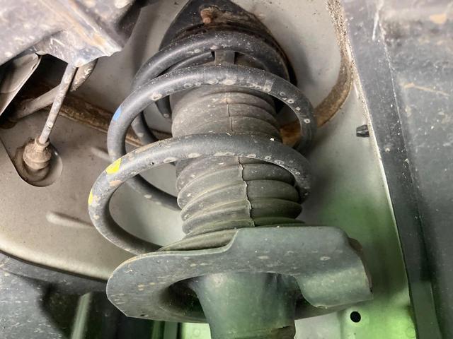 セレナ ハイウェイスターＶ　４ＷＤ　１２．３インチ純正ナビ　両側電動スライドドア　全周囲カメラ　衝突被害軽減システム　４ＷＤ　１２．３インチ純正ナビ　両側電動スライドドア　全周囲カメラ　衝突被害軽減システム　レーダークルーズ　Ｂ（26枚目）