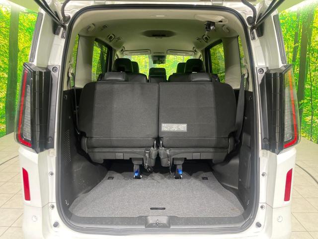 セレナ ハイウェイスターＶ　４ＷＤ　１２．３インチ純正ナビ　両側電動スライドドア　全周囲カメラ　衝突被害軽減システム　４ＷＤ　１２．３インチ純正ナビ　両側電動スライドドア　全周囲カメラ　衝突被害軽減システム　レーダークルーズ　Ｂ（35枚目）