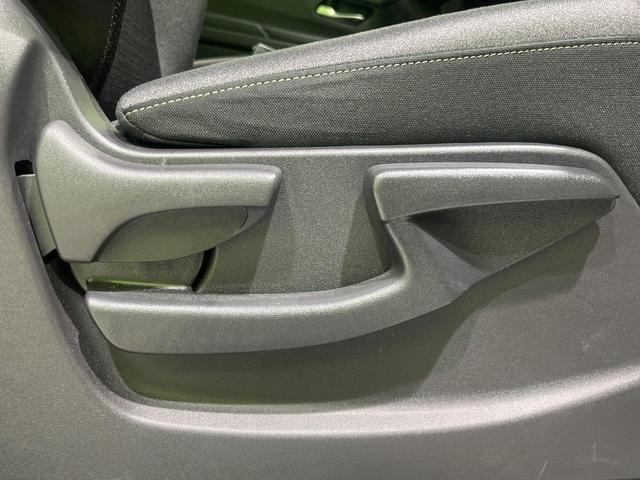 セレナ ハイウェイスターＶ　４ＷＤ　１２．３インチ純正ナビ　両側電動スライドドア　全周囲カメラ　衝突被害軽減システム　４ＷＤ　１２．３インチ純正ナビ　両側電動スライドドア　全周囲カメラ　衝突被害軽減システム　レーダークルーズ　Ｂ（43枚目）