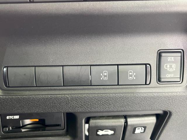 セレナ ハイウェイスターＶ　４ＷＤ　１２．３インチ純正ナビ　両側電動スライドドア　全周囲カメラ　衝突被害軽減システム　４ＷＤ　１２．３インチ純正ナビ　両側電動スライドドア　全周囲カメラ　衝突被害軽減システム　レーダークルーズ　Ｂ（58枚目）
