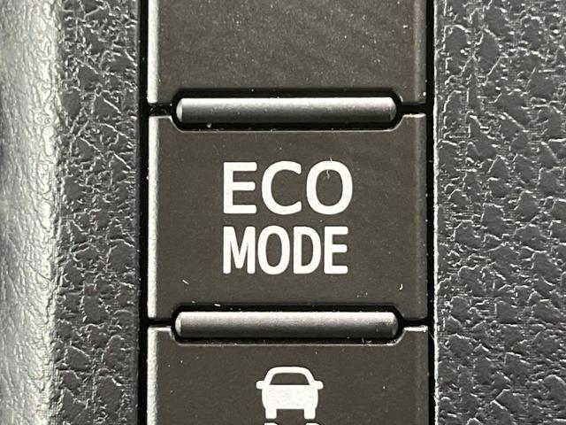 ノア Ｓｉ　４ＷＤ　両側電動スライドドア　純正９型ＳＤナビ　バックカメラ　禁煙車　スマートキー　ビルトインＥＴＣ　オートライト　デュアルエアコン　純正１６インチアルミ　リアエアコン　Ｂｌｕｅｔｏｏｔｈ　ＣＤ（48枚目）
