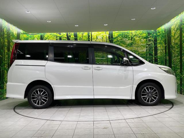 ノア Ｓｉ　４ＷＤ　両側電動スライドドア　純正９型ＳＤナビ　バックカメラ　禁煙車　スマートキー　ビルトインＥＴＣ　オートライト　デュアルエアコン　純正１６インチアルミ　リアエアコン　Ｂｌｕｅｔｏｏｔｈ　ＣＤ（65枚目）