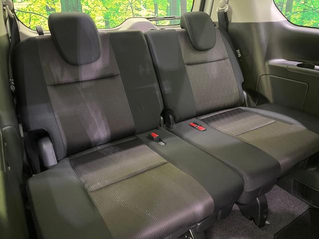 セレナ ハイウェイスター　ＶセレクションＩＩ　禁煙車　フリップダウンモニター　エマージェンシーブレーキ　純正ナビ　全周囲カメラ　両側パワースライドドア　ＬＥＤヘッドライト　ＥＴＣ　ドラレコ　Ｂｌｕｅｔｏｏｔｈ　純正１６インチＡＷ　スマートキー（10枚目）