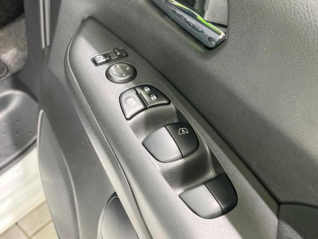 セレナ ハイウェイスター　ＶセレクションＩＩ　禁煙車　フリップダウンモニター　エマージェンシーブレーキ　純正ナビ　全周囲カメラ　両側パワースライドドア　ＬＥＤヘッドライト　ＥＴＣ　ドラレコ　Ｂｌｕｅｔｏｏｔｈ　純正１６インチＡＷ　スマートキー（26枚目）