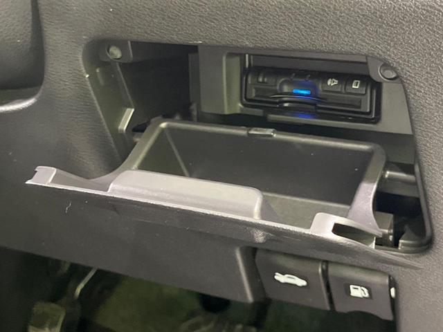 セレナ ハイウェイスター　ＶセレクションＩＩ　禁煙車　フリップダウンモニター　エマージェンシーブレーキ　純正ナビ　全周囲カメラ　両側パワースライドドア　ＬＥＤヘッドライト　ＥＴＣ　ドラレコ　Ｂｌｕｅｔｏｏｔｈ　純正１６インチＡＷ　スマートキー（69枚目）