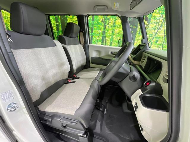 Ｎ－ＢＯＸ ベースグレード　４ＷＤ　届出済未使用車　両側電動スライドドア　衝突被害軽減システム　レーダークルーズ　コーナーセンサー　スマートキー　ＬＥＤヘッド　車線逸脱警報　オートライト　オートエアコン　ロールシェ－ド（10枚目）