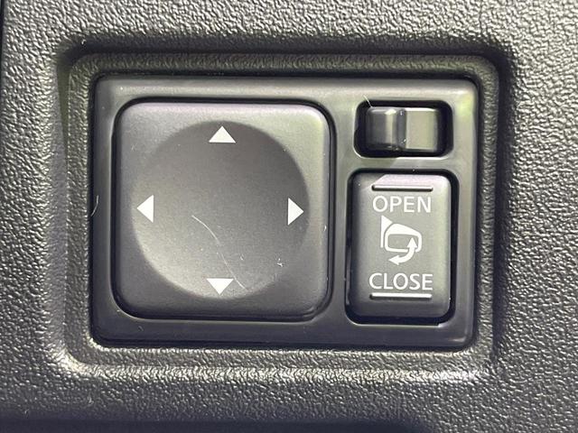 マーチ Ｓ　ＳＤナビ　禁煙車　シートリフター　キーレス　電動格納ミラー　エアコン　ドアバイザー　　ＣＤ　ＤＶＤ再生　地デジ（7枚目）