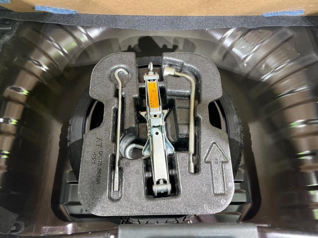 マーチ Ｓ　ＳＤナビ　禁煙車　シートリフター　キーレス　電動格納ミラー　エアコン　ドアバイザー　　ＣＤ　ＤＶＤ再生　地デジ（29枚目）