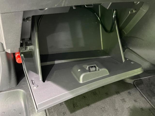 セレナ ハイウェイスターＶ　４ＷＤ　禁煙車　プロパイロット　純正１２型ナビ　全周囲カメラ　両側パワースライドドア　レーダークルーズ　コーナーセンサー　ＬＥＤヘッド　オートハイビーム　Ｂｌｕｅｔｏｏｔｈ　フルセグ　ＥＴＣ２．０（40枚目）