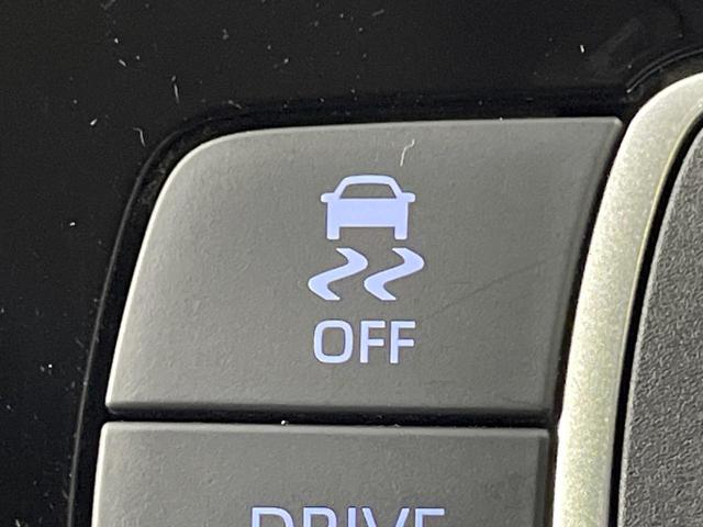 アクア X 純正ディスプレイオーディオ 全周囲カメラ 衝突被害軽減システム レーダークルーズ 禁煙車 ブラインドスポットモニター LEDヘッド ビルトインETC オートハイビーム 車線逸脱警報 オートライト(46枚目)