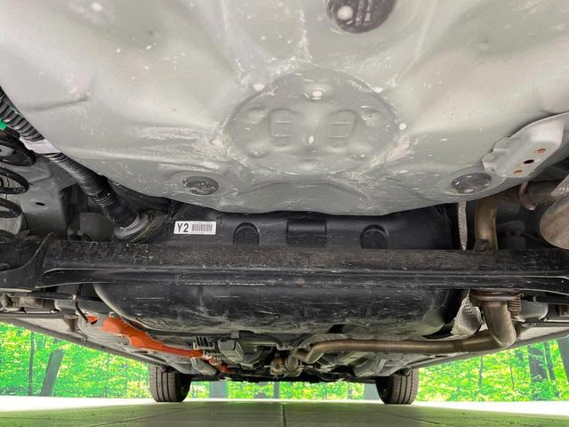 アクア L SDナビ バックカメラ 寒冷地仕様 衝突被害軽減システム 禁煙車 コーナーセンサー スマートキー オートハイビーム 車線逸脱警報 オートライト オートエアコン Bluetooth プライバシーガラス(19枚目)