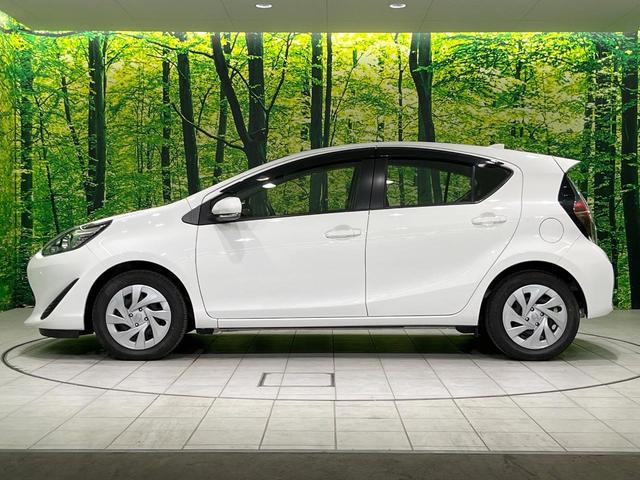 アクア L SDナビ バックカメラ 寒冷地仕様 衝突被害軽減システム 禁煙車 コーナーセンサー スマートキー オートハイビーム 車線逸脱警報 オートライト オートエアコン Bluetooth プライバシーガラス(30枚目)