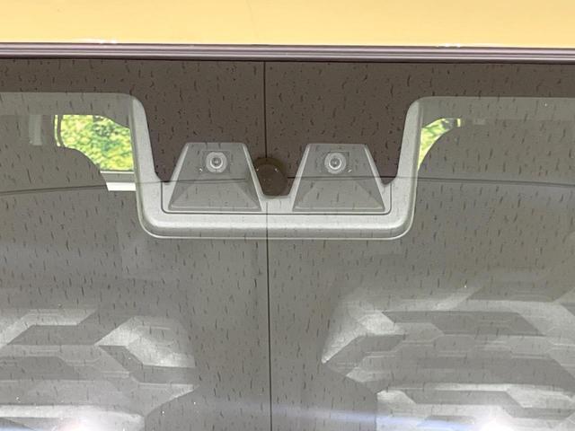 タフト X ガラスルーフ スマートアシスト 禁煙車 コーナーセンサー スマートキー LEDヘッド オートブレーキホールド 車線逸脱警報 オートエアコン アイドリングストップ 横滑り防止装置 盗難防止システム(5枚目)