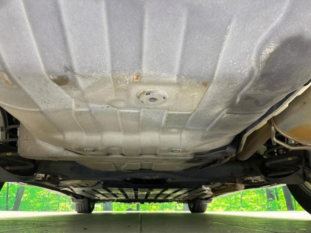 フィットシャトル 15Xクールエディション 純正SDナビ バックカメラ 禁煙車 ハーフレザーシート スマートキー HIDヘッド ビルトインETC クルーズコントロール オートライト オートエアコン Bluetooth CD DVD再生 フルセグ(19枚目)