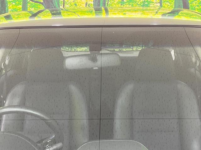 フィットシャトル 15Xクールエディション 純正SDナビ バックカメラ 禁煙車 ハーフレザーシート スマートキー HIDヘッド ビルトインETC クルーズコントロール オートライト オートエアコン Bluetooth CD DVD再生 フルセグ(21枚目)