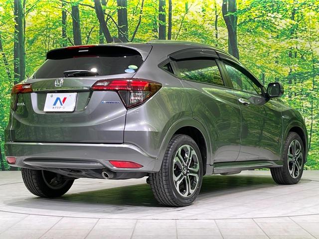 ヴェゼル ハイブリッドZ・ホンダセンシング 純正8型SDナビ バックカメラ 衝突被害軽減システム アダプティブクルーズ 禁煙車 レザーシート ドラレコ スマートキー LEDヘッド ビルトインETC オートハイビーム 車線逸脱警報 オートライト(18枚目)