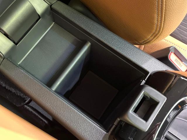 ヴェゼル ハイブリッドZ・ホンダセンシング 純正8型SDナビ バックカメラ 衝突被害軽減システム アダプティブクルーズ 禁煙車 レザーシート ドラレコ スマートキー LEDヘッド ビルトインETC オートハイビーム 車線逸脱警報 オートライト(55枚目)