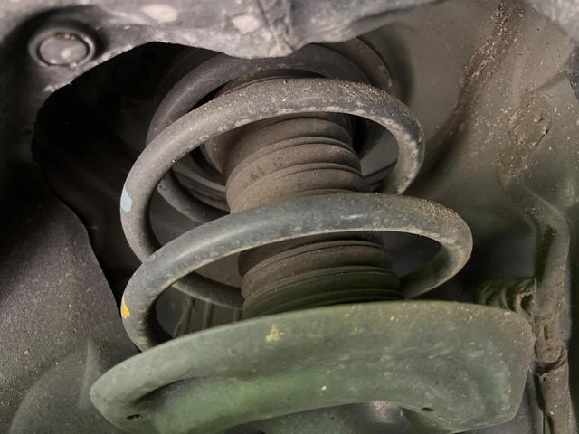 ハリアーハイブリッド Z レザーパッケージ 4WD バックカメラ JBLサウンド 衝突被害軽減システム 100V電源 ETC レーダークルーズ 禁煙車 電動リアゲート レザーシート 前席シートエアコン ドラレコ コーナーセンサー(65枚目)