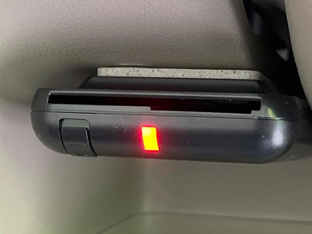 N-BOX C 禁煙車 スマートキー ETC オートエアコン 純正CDオーディオ アイドリングストップ 盗難防止システム 横滑り防止装置 プライバシーガラス(4枚目)