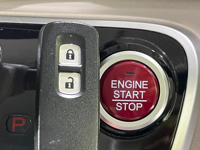 N-BOX C 禁煙車 スマートキー ETC オートエアコン 純正CDオーディオ アイドリングストップ 盗難防止システム 横滑り防止装置 プライバシーガラス(6枚目)