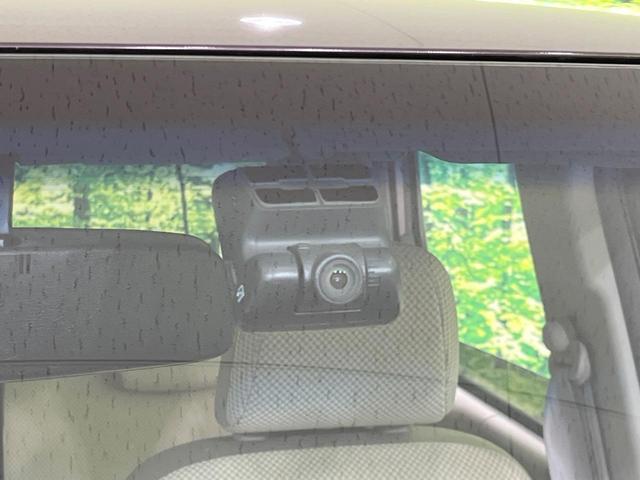 N-ONE G・Lパッケージ 純正インターナビ バックカメラ 禁煙車 ドラレコ スマートキー HIDヘッド オートエアコン Bluetooth CD/DVD再生 地デジ アイドリングストップ 盗難防止システム 横滑り防止装置(5枚目)