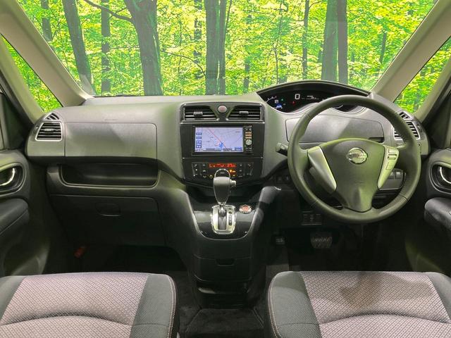 セレナ ハイウェイスター Vセレクション 両側電動スライドドア 純正SDナビ 後席モニター バックカメラ 禁煙車 スマートキー HIDヘッド ビルトインETC クルコン オートライト オートエアコン リアエアコン Bluetooth CD(2枚目)