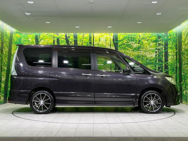 セレナ ハイウェイスター Vセレクション 両側電動スライドドア 純正SDナビ 後席モニター バックカメラ 禁煙車 スマートキー HIDヘッド ビルトインETC クルコン オートライト オートエアコン リアエアコン Bluetooth CD(29枚目)