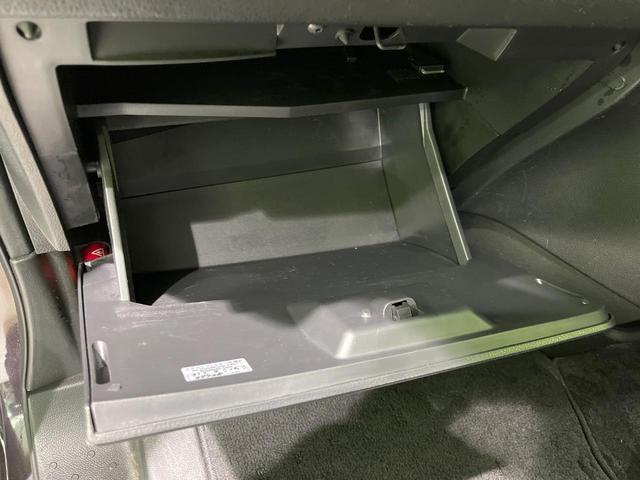 セレナ ハイウェイスター Vセレクション 両側電動スライドドア 純正SDナビ 後席モニター バックカメラ 禁煙車 スマートキー HIDヘッド ビルトインETC クルコン オートライト オートエアコン リアエアコン Bluetooth CD(41枚目)