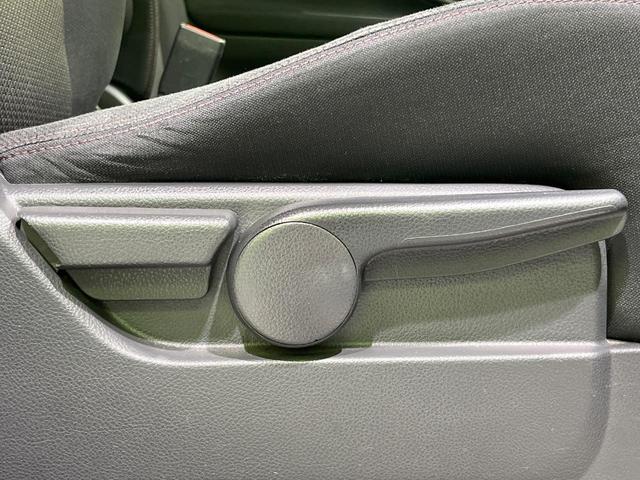 セレナ ハイウェイスター Vセレクション 両側電動スライドドア 純正SDナビ 後席モニター バックカメラ 禁煙車 スマートキー HIDヘッド ビルトインETC クルコン オートライト オートエアコン リアエアコン Bluetooth CD(49枚目)