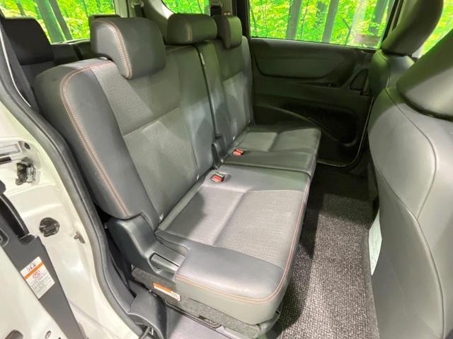 シエンタ ハイブリッドG クエロ 両側電動スライドドア 純正SDナビ バックカメラ 衝突被害軽減システム 禁煙車 ハーフレザーシート ドラレコ コーナーセンサー スマートキー LEDヘッド ビルトインETC オートハイビーム(9枚目)